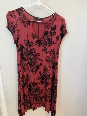 Vibe Dusty Rose Midi Dress with Black Floral Print